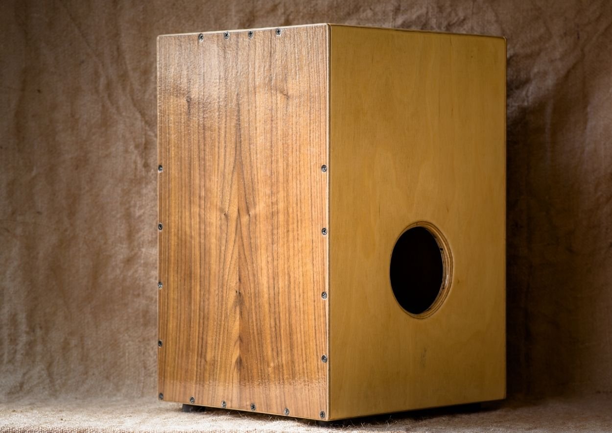 Baue und gestalte dein eigenes Cajon